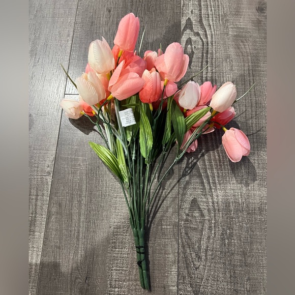 Artificial Tulip Flowers - Picture 6 of 10